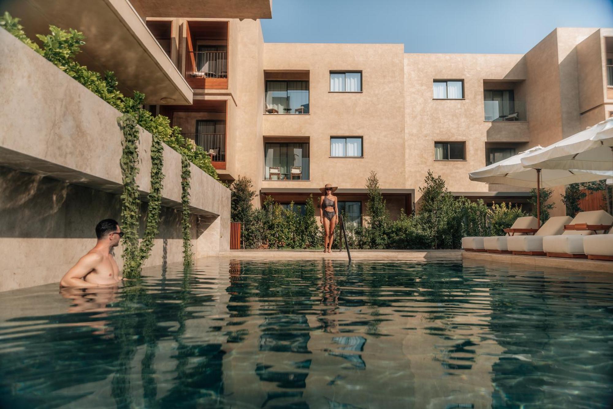 M Boutique Hotel - Designed For Adults Paphos Eksteriør billede